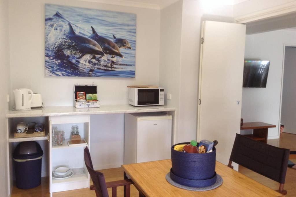 Oceanview Apartment Airlie Beach Bagian luar foto