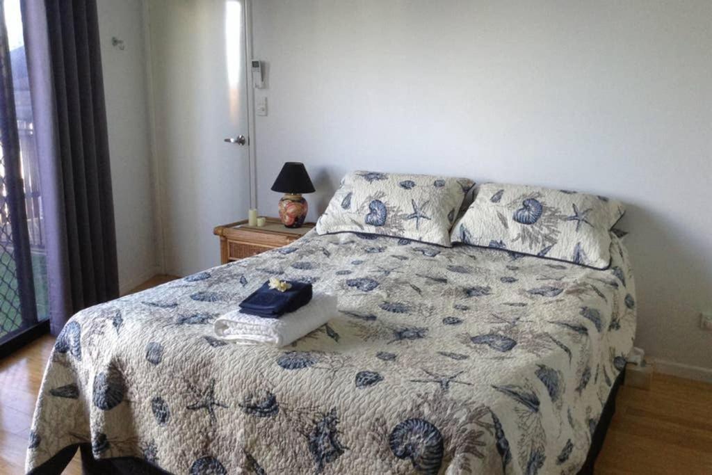 Oceanview Apartment Airlie Beach Bagian luar foto