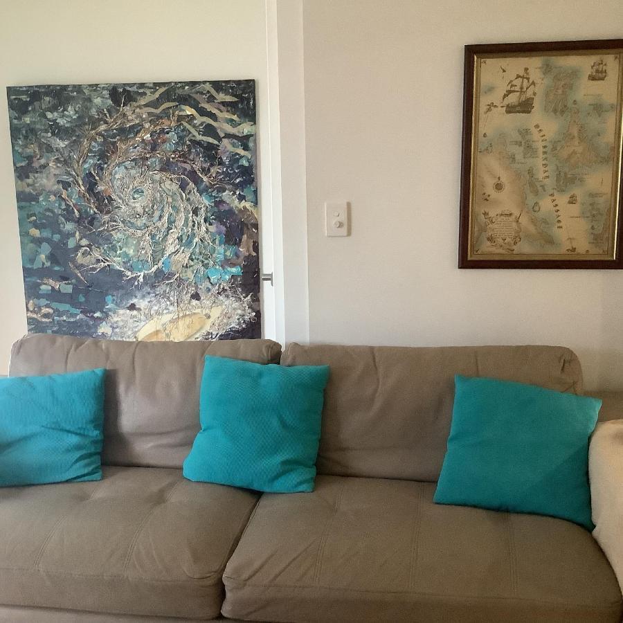 Oceanview Apartment Airlie Beach Bagian luar foto